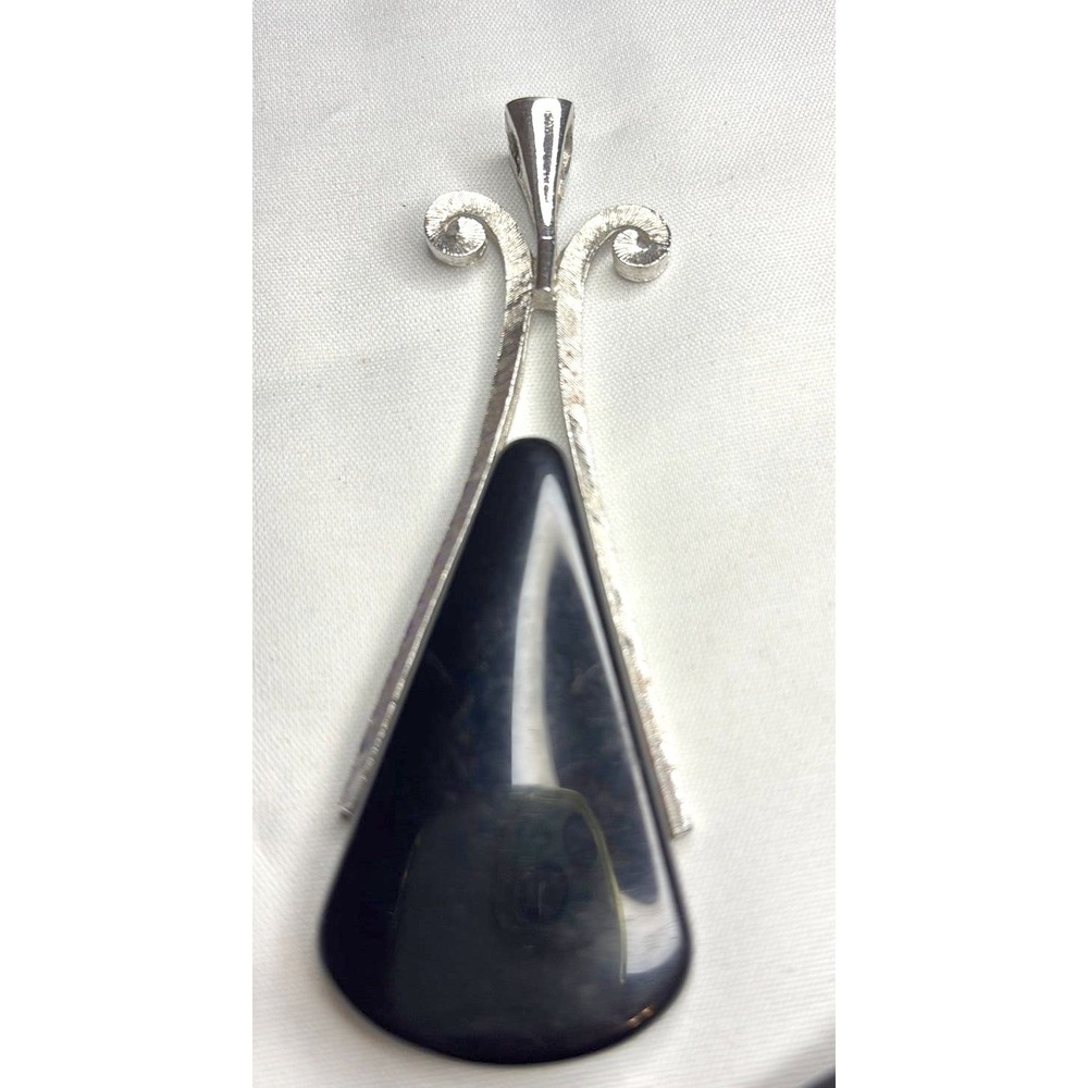 VINTAGE AVON PENDANT